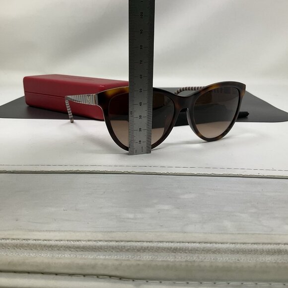 CAROLINA HERRERA SHE892K 56 [] 17 COL.0752 140 Tortoise Brown Sunglasses main image 4